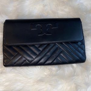 Gently used Tory Burch lamb skin purse